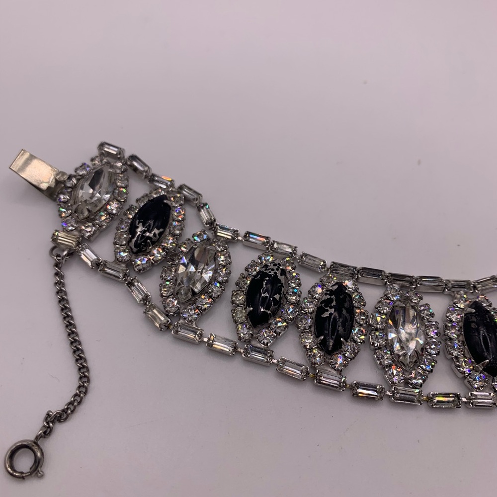 #126 Rare find. Stunning vintage 1920’s Hobe silver tone rhinestone  bracelet - Picture 3 of 10